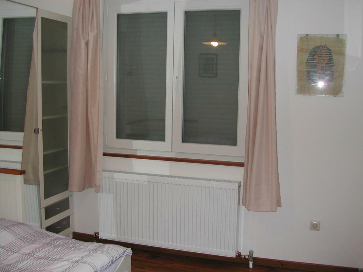 Apartamento Haus Polly Strasshof an der Nordbahn Exterior foto